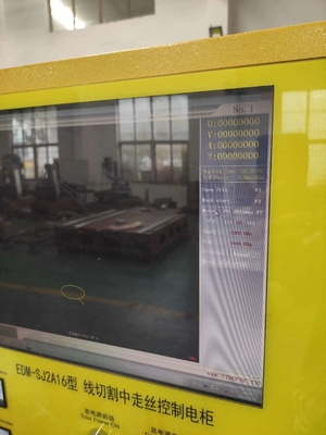 Nachverkaufsservice CNC-Drahtschneidemaschine EDM-Maschine Super wirtschaftlich Dk7725 für Metall