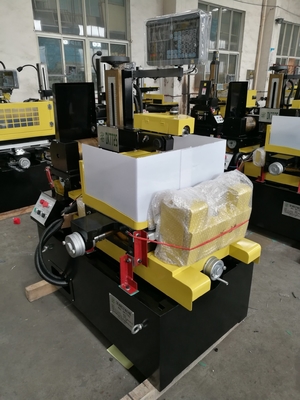 Super wirtschaftliche CNC-Drahtschneidmaschine Dk7732 mit Kundendienst