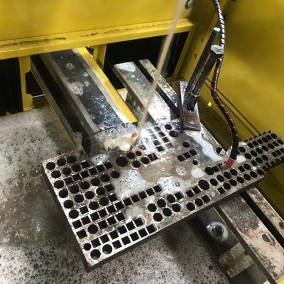 CNC-Draht-Erosionsschneidemaschine S320 mit offener Schleife