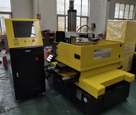 S630 CNC-Molybdändrahtschneidemaschine EDM-Standard für hohe Werkstücke