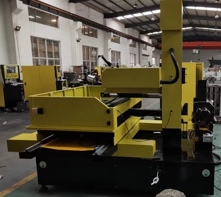 Erweiterte CNC-Molybdändrahtschneidende elektrische Entladungsmaschine S800 für die Metallbearbeitung