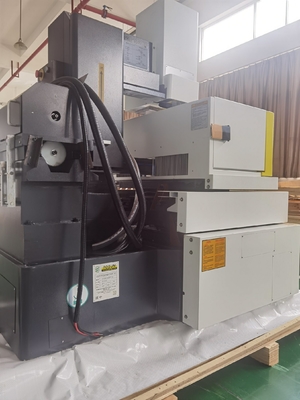 CNC-Maschine zum Schneiden von Funken mit Servomotor und elektrischer Entladung D320c