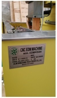 CNC-Sinker EDM450h mit Spiegelflächenfunktion