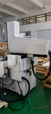 CNC-Spiegel-Düsensinker-EDM-Maschine RAM-Typ EDM1260h für die hochpräzise Verarbeitung