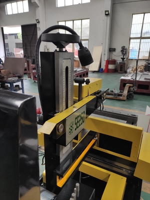 Präzisionsmetallschneiden mit Funkenerosion Elektrische Entladung CNC-Drahtschnitt-EDM-Maschine