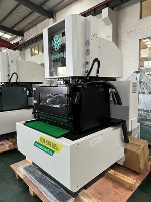 Präzisions-CNC-Maschine für das Untertauchen von Messingdraht