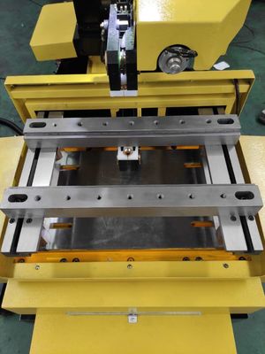 CNC-Spark-Erosionsdrahtschnitt EDM Dk7735 für hochpräzises Schneiden
