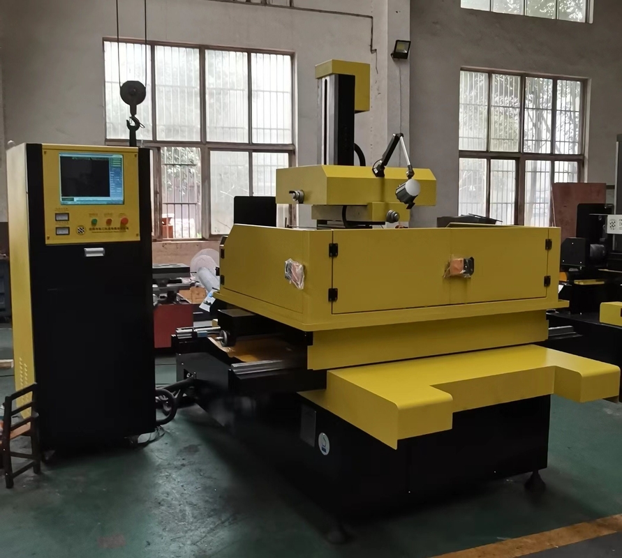 Erweiterte CNC-Molybdändrahtschneidende elektrische Entladungsmaschine S800 für die Metallbearbeitung